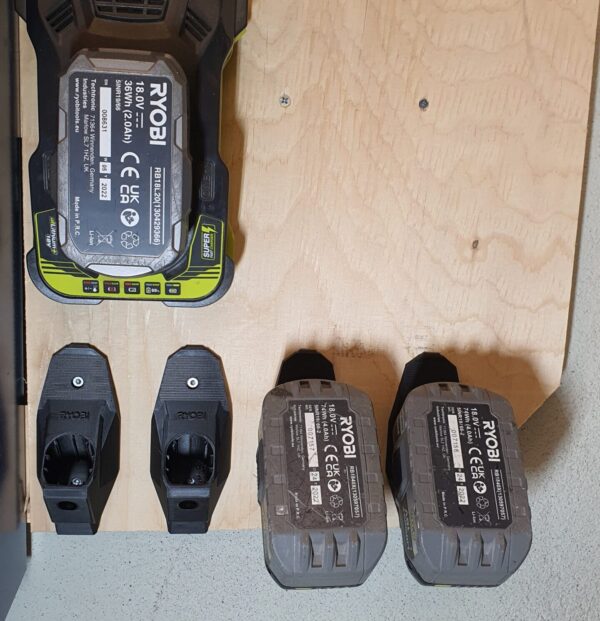 Ryobi Batterifäste Standard